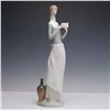 Image 1 : Lladro Porcelain Sculpture, Girl with Letter, 1001040