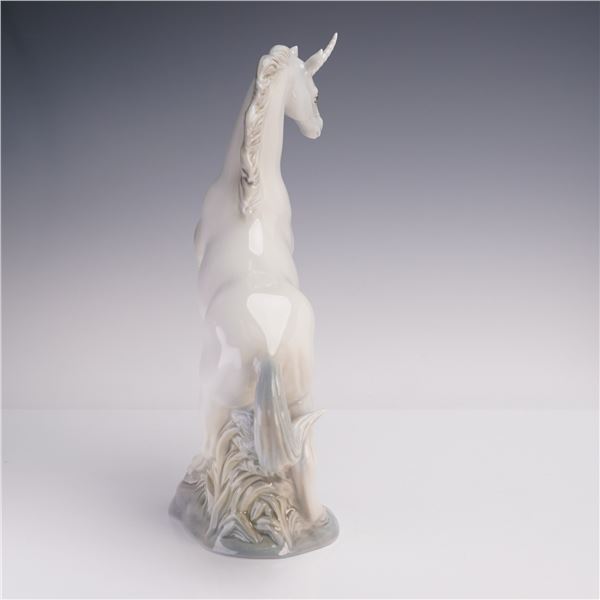 Porcelanas Miquel Requena Porcelain Unicorn Figure