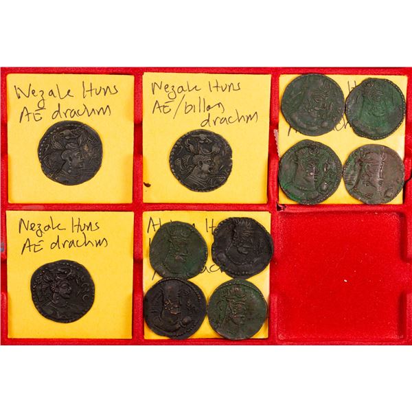 ALCHON HUNS: LOT of 11 copper coins