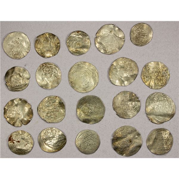 ILKHAN: LOT of 20 silver dirhams