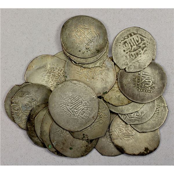 JANID: LOT of 23 silver tankas