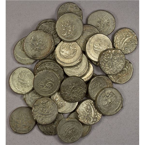 DURRANI: Mahmud Shah, 2nd reign, 1809-1817, LOT of 34 silver rupees