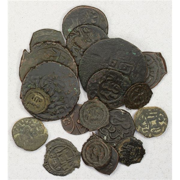 MEDIEVAL ISLAMIC: LOT of 21 interesting copper coins