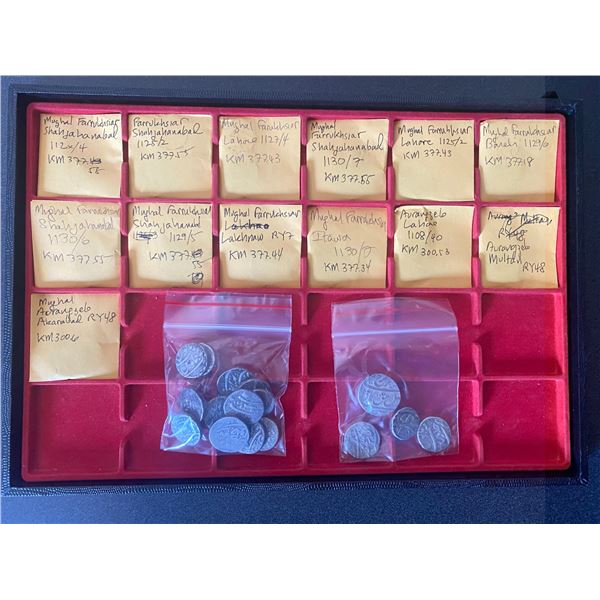MUGHAL: LOT of 29 silver rupees