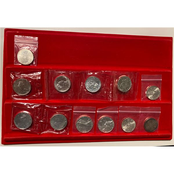 AMERICAS: LOT of 12 coins