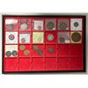 Image 1 : AMERICAS: LOT of 19 coins and tokens