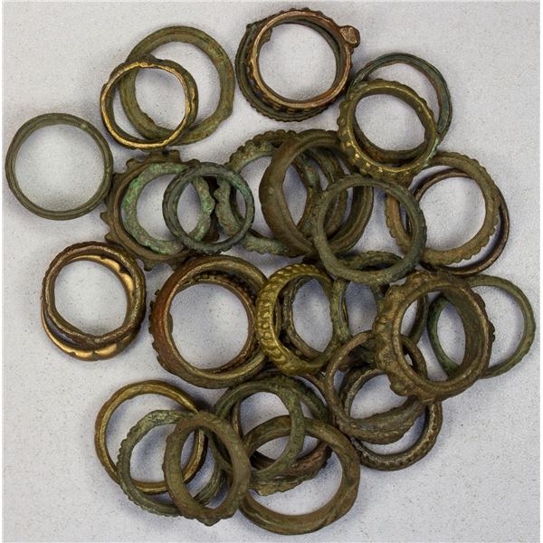 INDONESIA: SUMATRA: LOT of 34 ring money