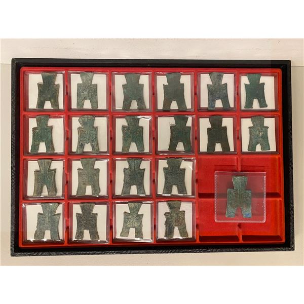 WARRING STATES: State of Zhao, 350-250 BC, LOT of 21 AE spade money