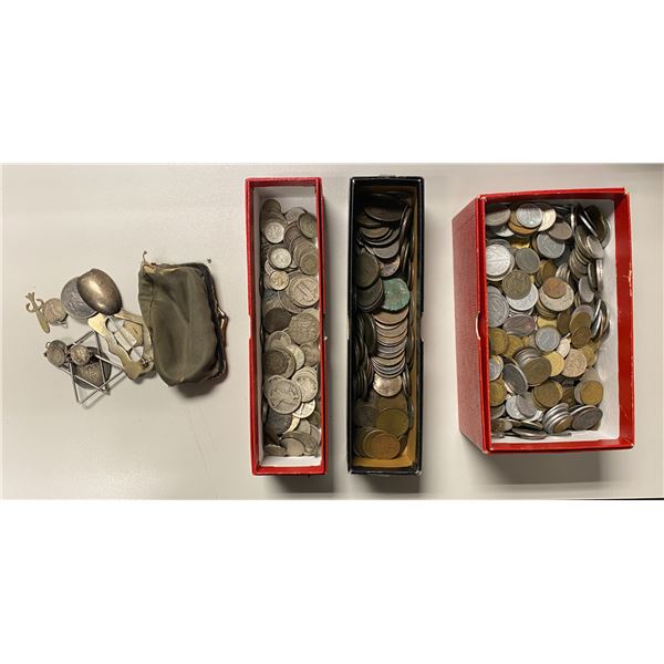 WORLDWIDE: LOT of approximately 1460 coins