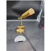 Image 2 : HW817 LED Desk Lamp with USB Port and Adjustable Arm Design