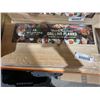 Image 2 : Wildwood Western Red Cedar Grilling Planks, Set of 8