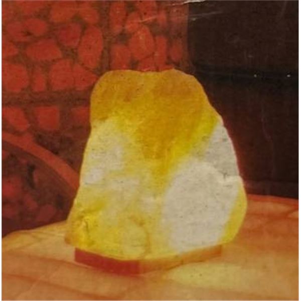 Himalayan Salt Lamp with Natural Design for Relaxation