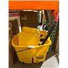Image 2 : Rubbermaid 7580 Yellow WaveBrake Mop Bucket With Wringer Combo