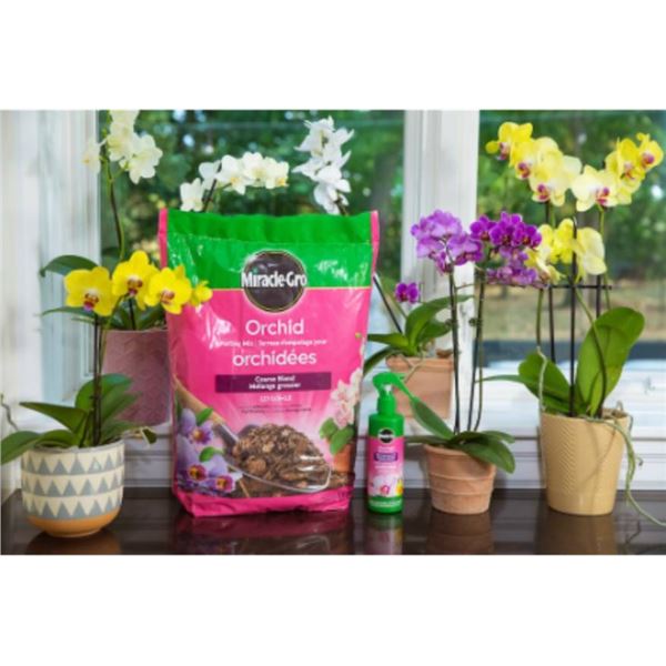 Pallet Lot of  8.8L bags Miracle-Gro Orchid Potting Mix aprox 180 Bags