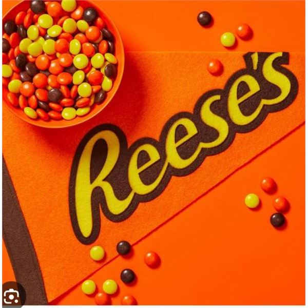 Reese’s Pieces 12-Pack, 185g Per Pack