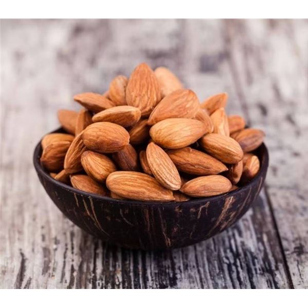 Dan-D-Pak Almonds Raw Whole 12 x 100g Bags