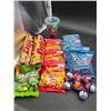 Image 1 : Lot of Candy Bundle Including Chocolates, Gummies, and Minis