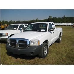 2006 DODGE DAKOTA EXTENDED CAB PICKUP,