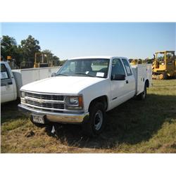 1998 CHEVROLET 2500 EXTENDED CAB SERVICE TRUCK,