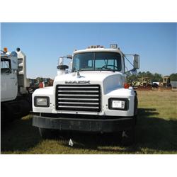 1994 MACK RD688S T/A TRUCK TRACTOR,