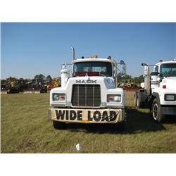 1982 MACK R688ST T/A TRUCK TRACTOR,