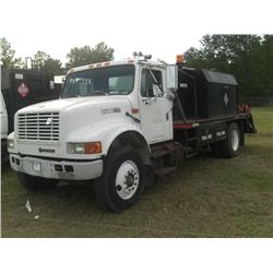 1996 INTERNATIONAL 4700 FUEL & LUBE TRUCK,
