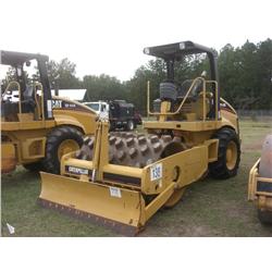 CAT CP-433E VIBRATORY ROLLER,