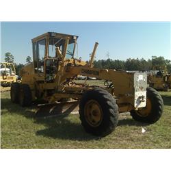 CHAMPION 720A MOTOR GRADER,