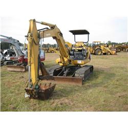 KOMATSU PC40 HYDRAULIC EXCAVATOR,