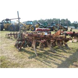 JOHN DEERE 14' PLANTER, 4 ROW