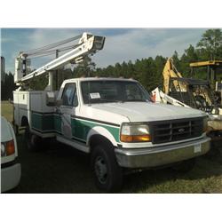 1994 FORD F450 SERVICE TRUCK,