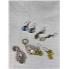 Image 3 : Several Pairs of Vintage Dangle Earrings