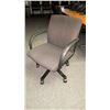 Image 2 : BLACK PADDED MOBILE OFFICE TASK CHAIR