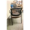 Image 2 : BROWN PADDED MESH BACK EXECUTIVE CLIENT CHAIR