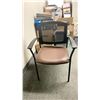 Image 1 : BROWN PADDED MESH BACK EXECUTIVE CLIENT CHAIR