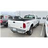 Image 3 : 2007 FORD F-350 FX4 SUPERDUTY, 2DR WITH 2 COACH DOORS PU, WHITE, VIN 1FTWX31597EA25364,