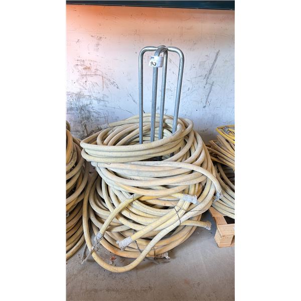 PALLET OF ASSORTED HEAVY DUTY INDUSTRIAL AIR HOSE