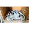 Image 1 : ASSORTED INDUSTRIAL CEMENT HAND FLOATS