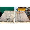 Image 3 : GENERAL INTERNATIONAL 10" TILTING ARBOUR TABLE SAW WITH GUARD & 2 PUSH HANDLES