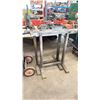 Image 1 : 2 HEAVY DUTY METAL SAW HORSES