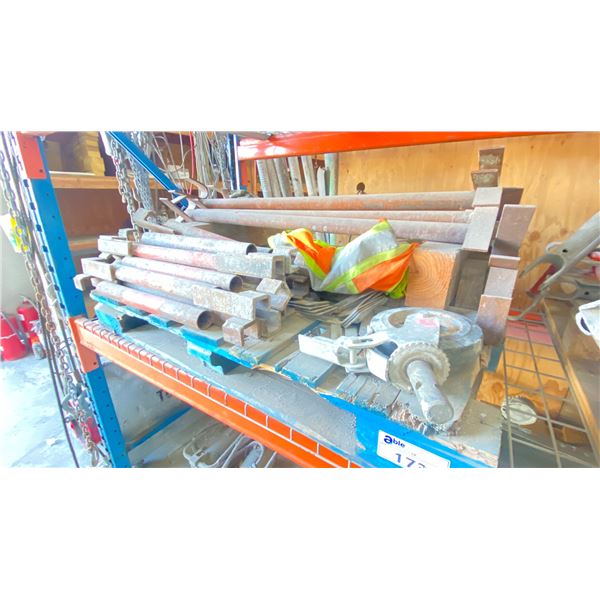 PALLET OF COMMERCIAL SCAFFOLDING ATTACHMENTS - APPROX. 40 PCS.