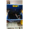 Image 2 : MAGNUM SOLVENT TANK PARTS CLEANER *SOME SOLVENT IN TANK*