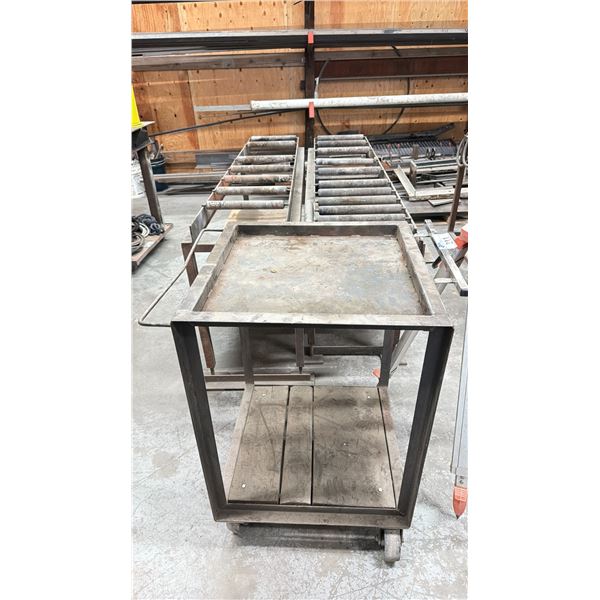 MOBILE STEEL WORK CART (30"X 24"X 37" HIGH) AND 2 STEEL MATERIAL ROLLER CONVEYERS - APPROX.
