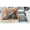 Image 3 : BOX OF NEW DRILL CHUCKS AND ASSORTED DRILL BITS