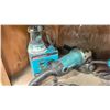 Image 4 : GROUP OF 6 MAKITA CORDED POWER TOOLS - 2 CIRCULAR SAWS, 3 GRINDERS AND 1 ORBITAL SANDER