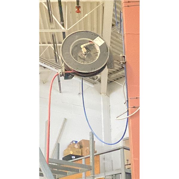 RETRACTABLE WALL MOUNT AIRLINE HOSE REEL WITH APPROXIMATELY 50 FOOT LINE