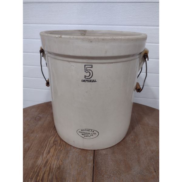 5 gallon medalta crock