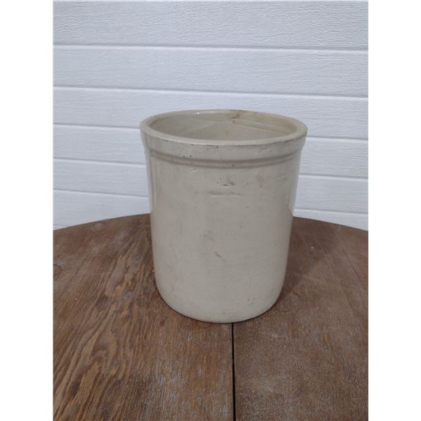 1 gallon medalta crock