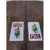 Image 1 : 2 squirt pop door push signs