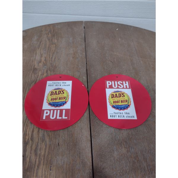 2 dads root beer door push signs